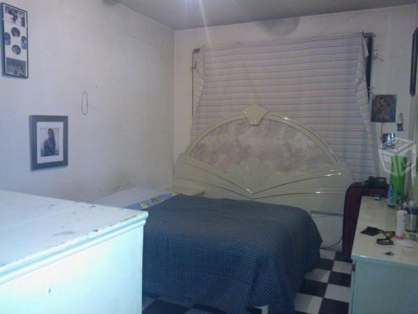 Casa grande con muy buenas instalaciones gallo col