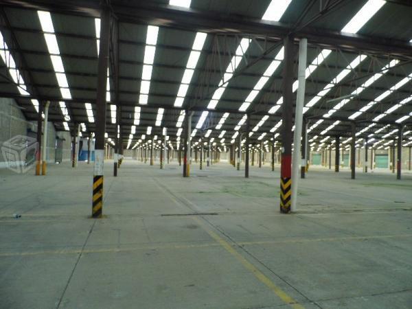 Bodega en renta cuautitlan 7,200 m2