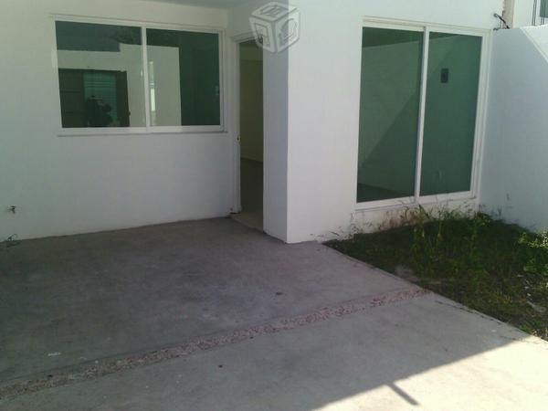 Linda casa cerca de la unila