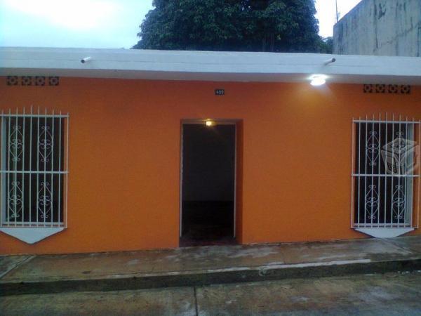 Casa a un lado de la Iglesia del Cerrito