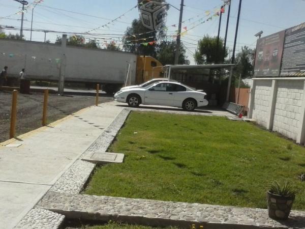 Exelente terreno sobre periferico BAZAR