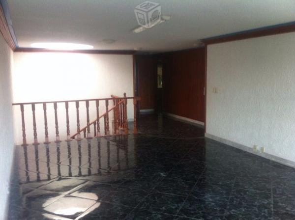 Casa con uso de suelo comercial