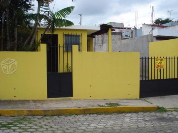 Casa cerca de Avenida con 200 mts de terreno