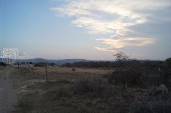 Terreno cerca Nopala  1300m2 aprovecha