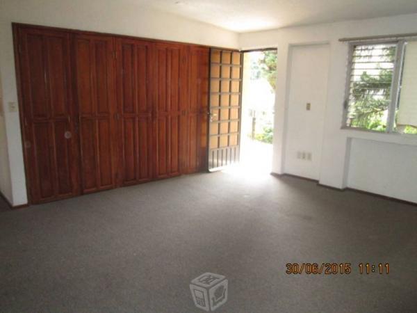 Casa en renta frenta a plaza Cuernava. 3 rec