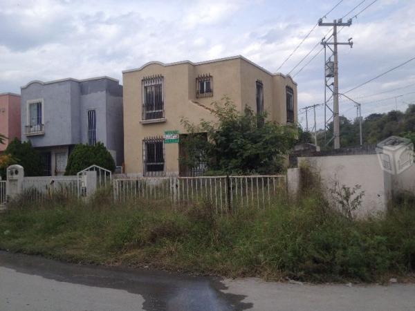 Casa en Col. Quinta las Sabinas