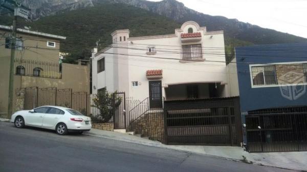 Casa en Col. Villa las Fuentes. Mty