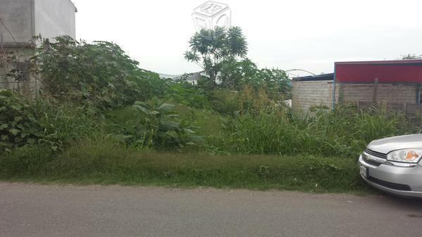 Terreno enfrent Plaza Atrios