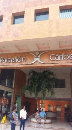 Local-oficina plaza pabellon caribe 42 mts-2
