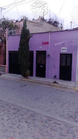 Se vende casa a una cuadra de la avenida guadalupe