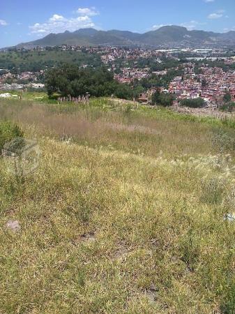 Terreno en Fracc. Los Pirules-Tlalnepantla