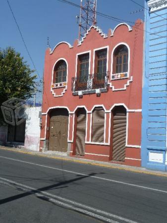 Oficinas en renta sobre avenida principal