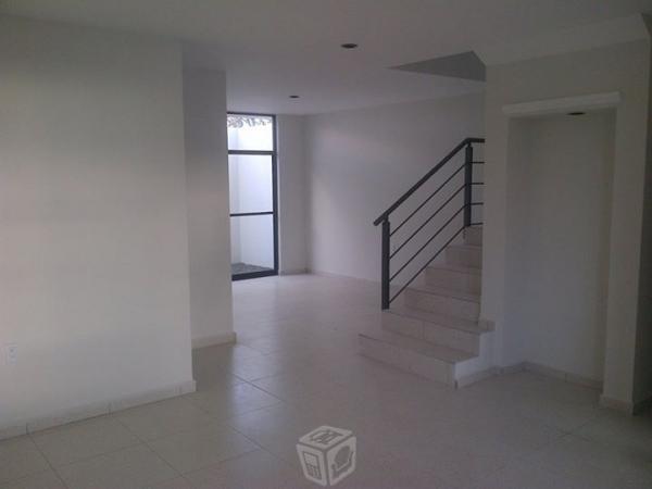 Se vende casa en fracc. puerta grande