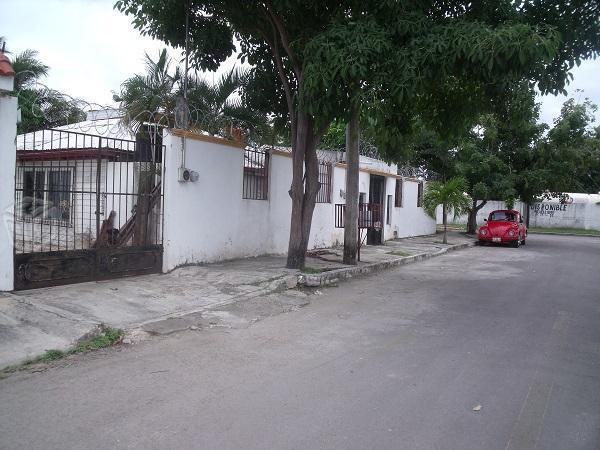 Local para oficina, en esquina, Chetumal Centro