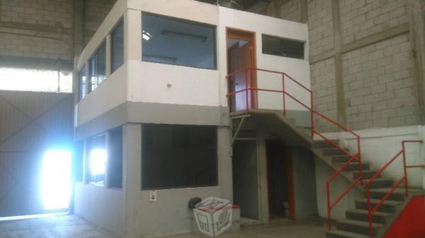 Bodega en zona industrial