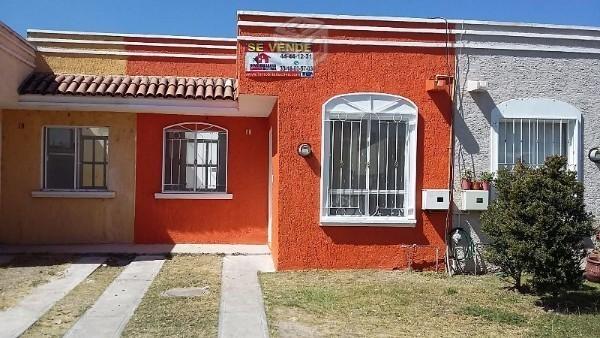 Bonita casa comoda una planta 2 recamaras un baño