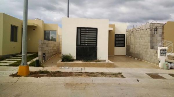 Se Renta Casa en Real del Valle coto 16 Amueblada