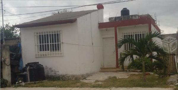 Bonita casa en reg 227 cancun