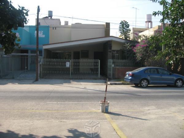 Hermosa residencia ideal notarias, consultorios