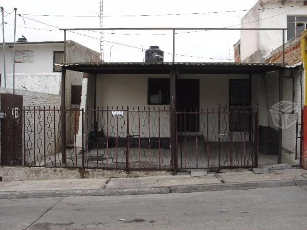 Casa en Avenida de la Piedra, Satélite, Qro