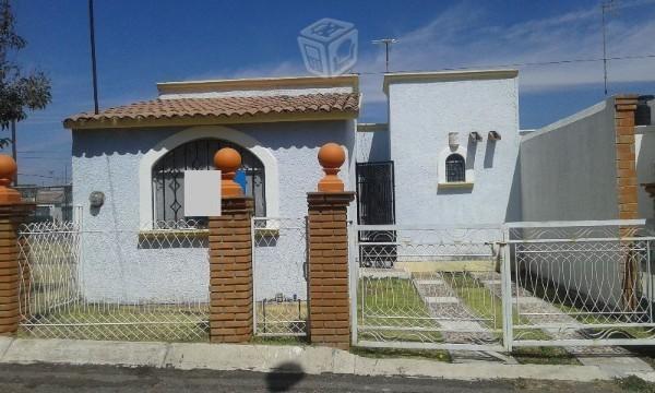 Casa de una planta, fraccionamiento cerrado