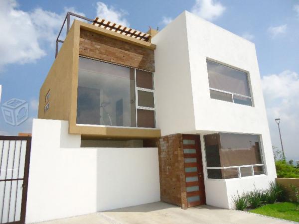 Casa nueva con roof garden estilo moderno ziabta