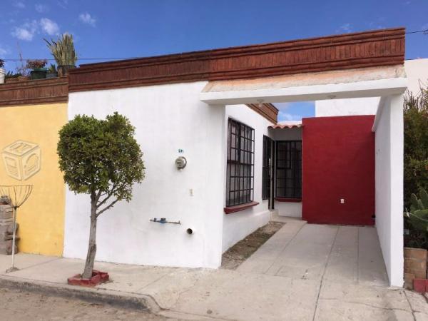 Hermosa casa recién remodela a un buen precio