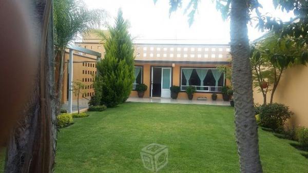 Venta de casa en santa rosa jauregui