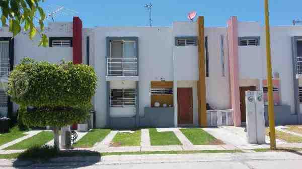 Residencial pozo bravo Casa 3 recamaras