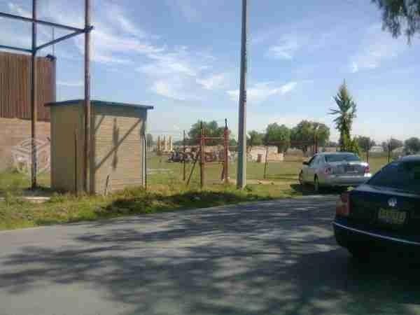 Bodega con agua Luz 2 Naves Baños oficinas