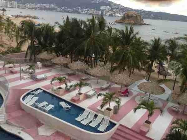 Acapulco Playa Suites.Suite paraSemana Santa Playa