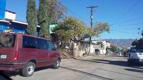 Casa y terreno de 160 m2 calzada azteca pavimen