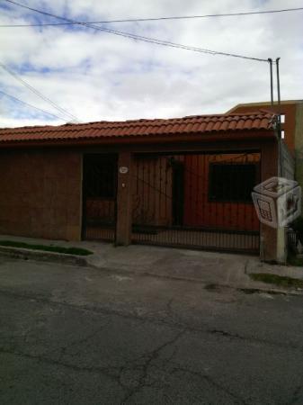 Casa en La Colonia, atras de Aurrera Tulipanes