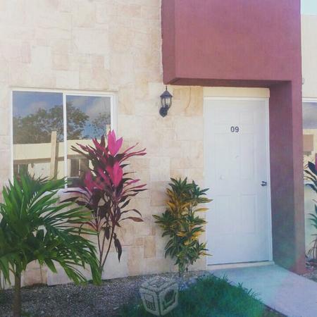 Casa al norte hacia conkal