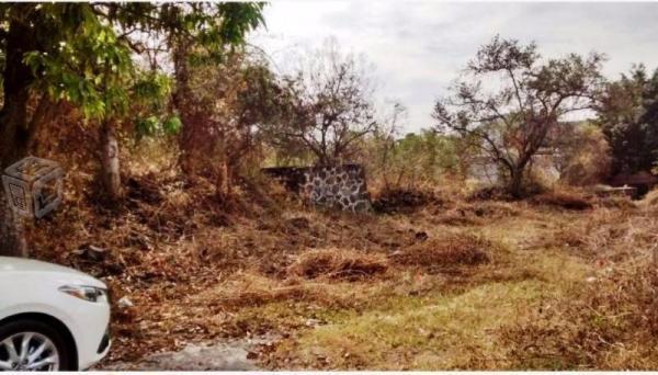 Terreno en Fracc Jacarandas, Oaxtepec,