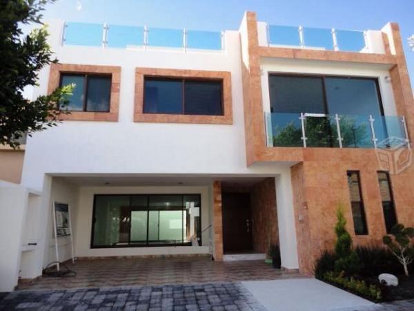 Estrena casa en venta Frac. Lomas de Angelópolis