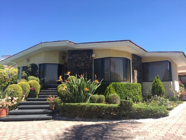 Linda casa en Villas de Meson, Juriquilla