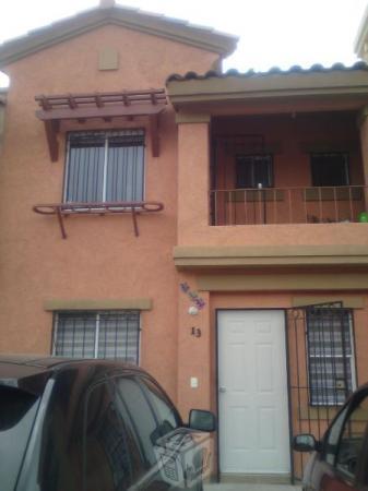 Hermosa y muy segura casa en Tecamac