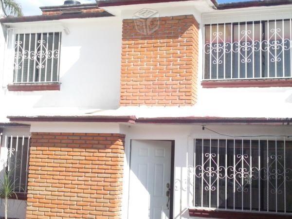 Casa junto Plaza San Pedro