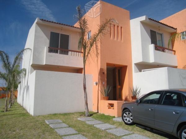 Casa totalmente amueblada en Naranjos, Juriquilla