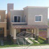 Casa semiresidencial 3 recamaras e baños