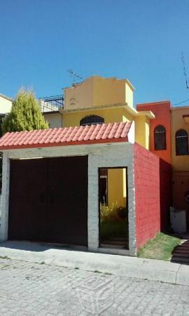 Hermosa Casa Remodelada, San Buenaventura