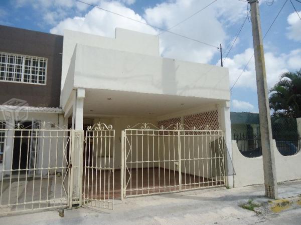 Casa para oficina en av coba con 3 cubículos