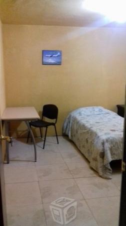 Se Rentan Cuartos Semiamueblados