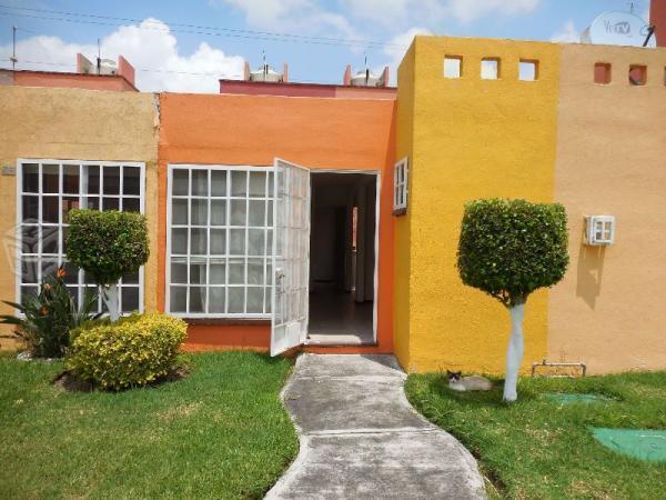 Estrene bonita casa en condominio en Las Garzas