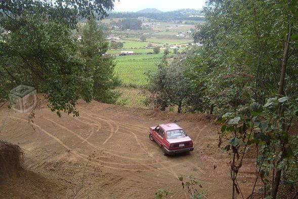 Terreno rustico con banco de material de tezontle