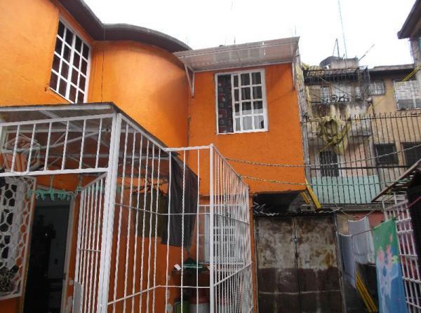 Casa en zona comercial de TEPITO Col. Morelos