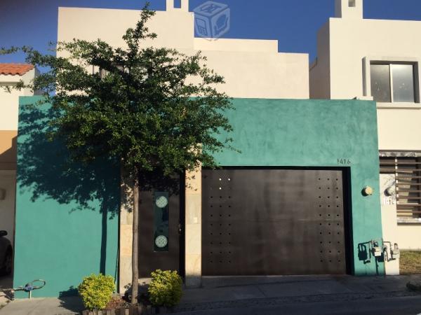 Casa en Las Lomas sector Bosques Equipada