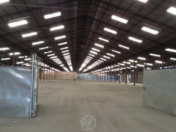 Toda o en partes bodega en renta ecatepec 24000m2