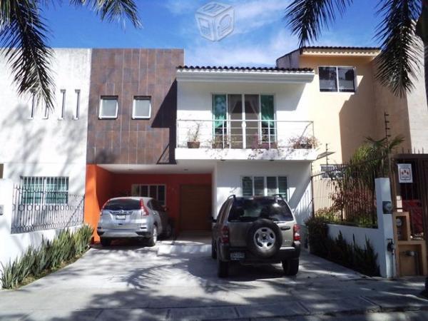 Preciosa casa en venta en Fluvial Vallarta